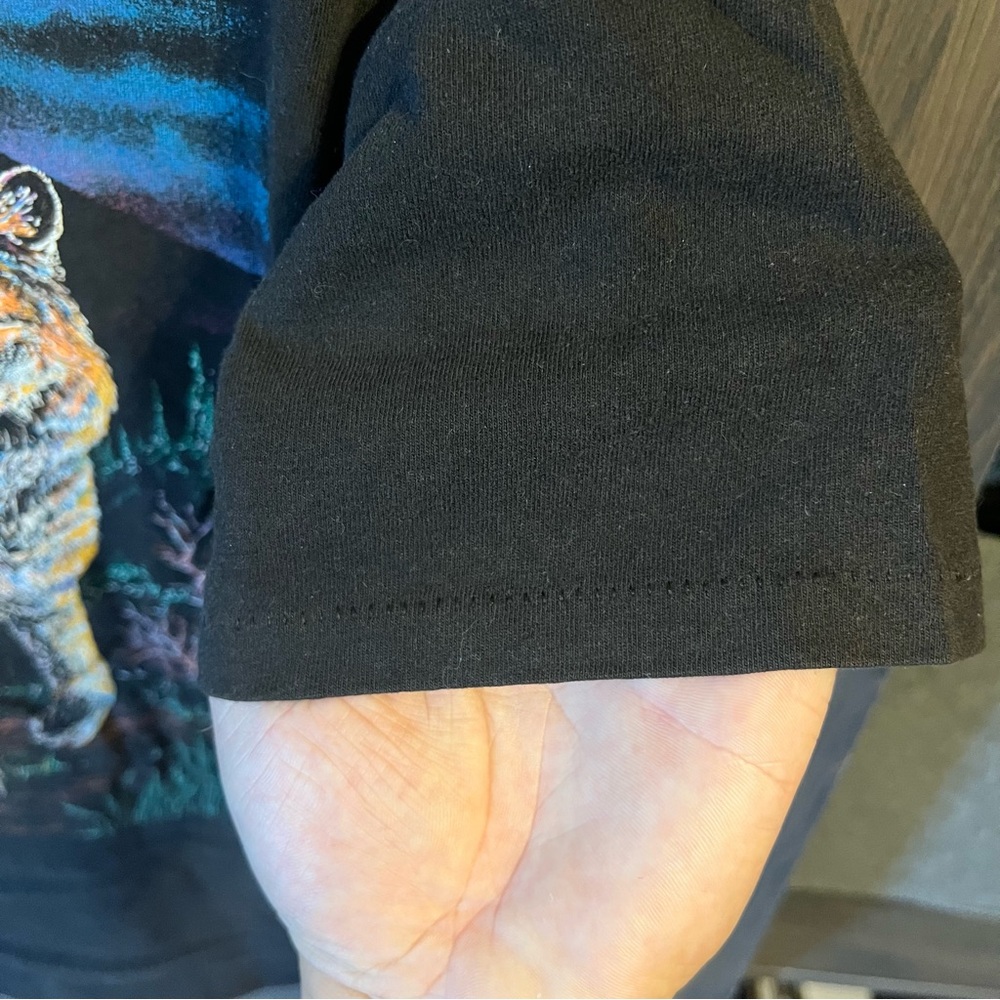 Vintage 90’s Wolf Nature AOP Shirt - Picture 3 of 6